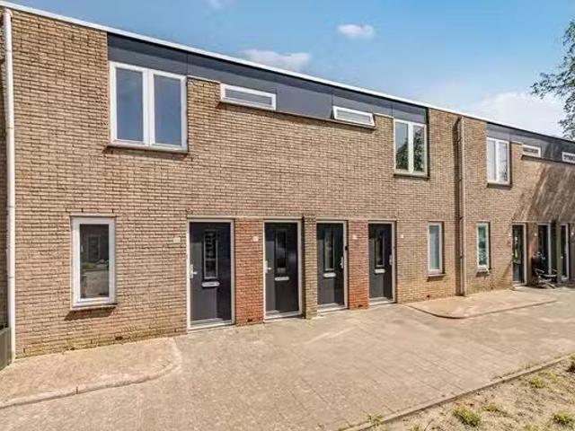 Huis te koop Lieven de Keystraat 2 in Almere voor € 275.000