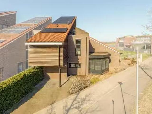Huis te koop Magnoliahof 3 in Venlo voor € 489.000