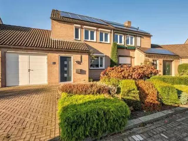 Huis te koop Mahoniestraat 39 in Venlo voor € 339.000