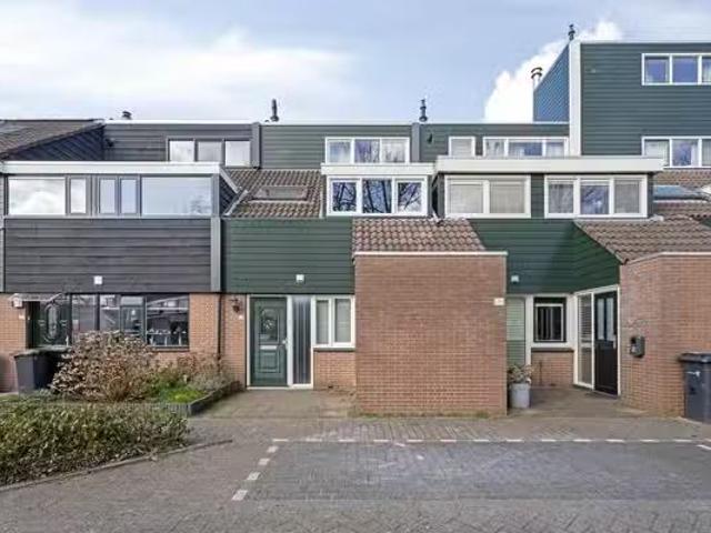 Huis te koop Melkkruid 14 in Purmerend voor € 385.000