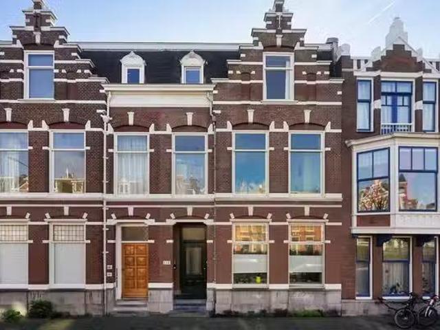 Huis te koop Meloenstraat in Den Haag voor € 825.000