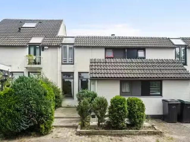 Huis te koop 's Gravenhagehof 5 in Almere voor € 325.000