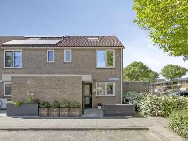 Huis te koop Sibeliuspad 23 in Almere voor € 425.000