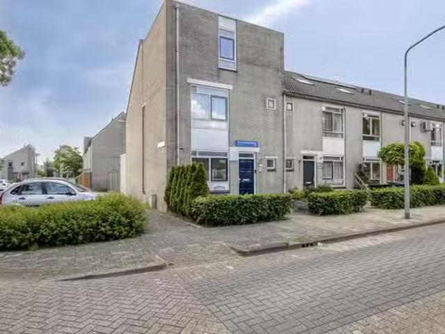Huis te koop Spitsbergen 55 in Almere voor € 495.000