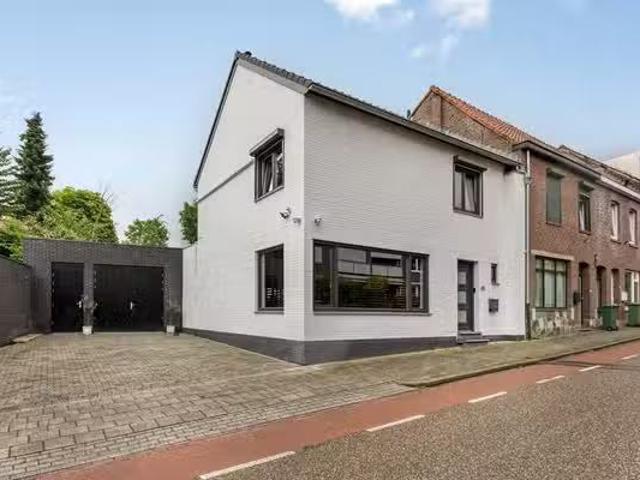 Huis te koop Plataanhoven 27 in Maastricht voor € 500.000