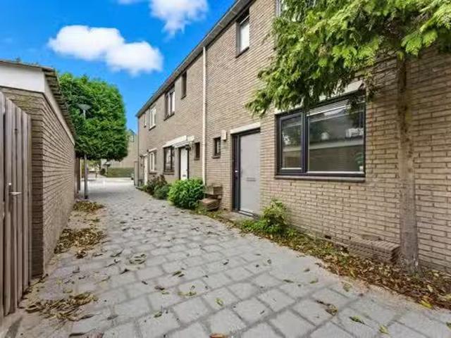 Huis te koop Weldamsingel 14 in Rotterdam voor € 349.500