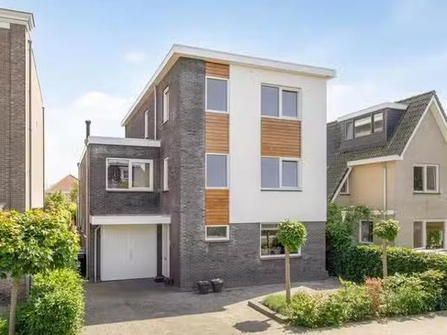 Huis te koop Werpanker 21 in Almere voor € 1.250.000