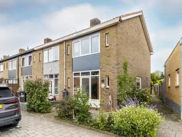 Huis te koop Tjalkstraat 24 in Purmerend voor € 400.000