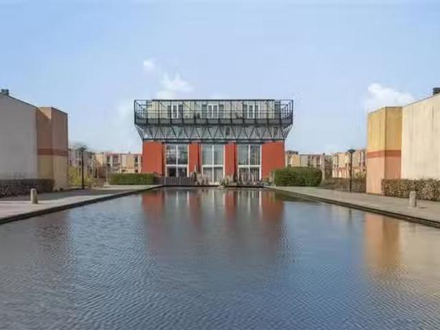 Huis te koop Trota van Salernostraat 21 in Almere voor € 475.000