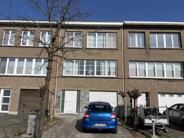 Huis te koop voor 419000 euro met 3 slaapkamers