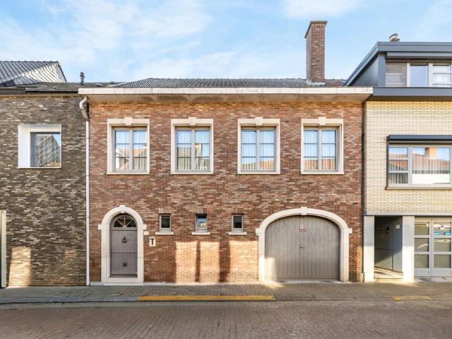 Huis te koop voor 299000 euro met 5 slaapkamers