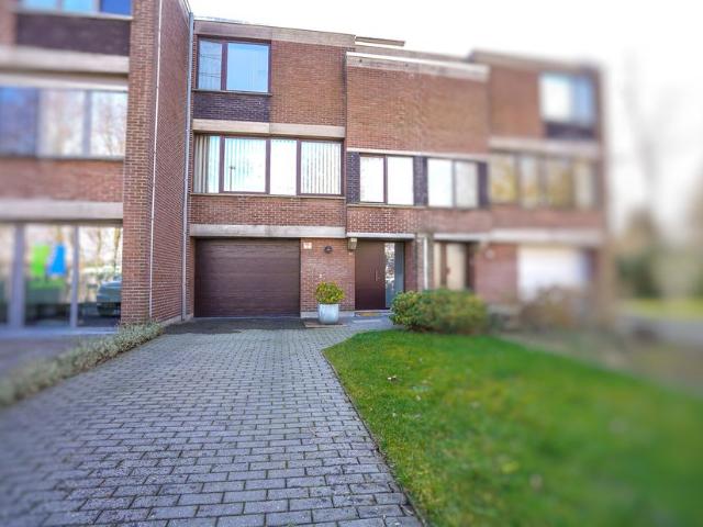 Huis te koop voor 340000 euro met 3 slaapkamers