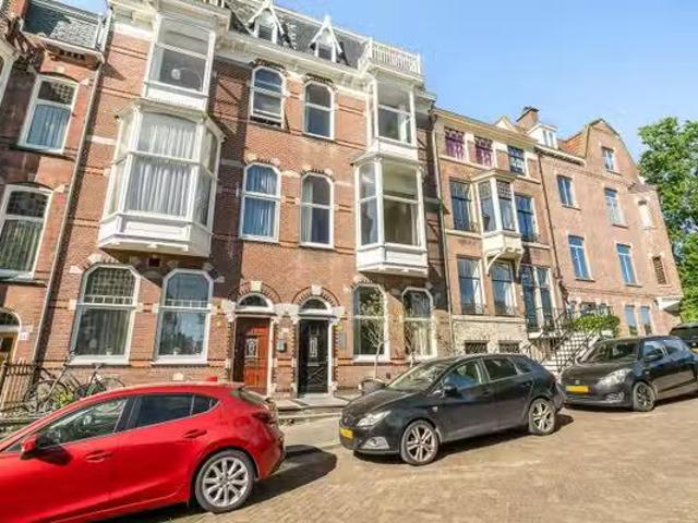 Huis te koop Van Alkemadelaan 116 in Den Haag voor € 1.200.000