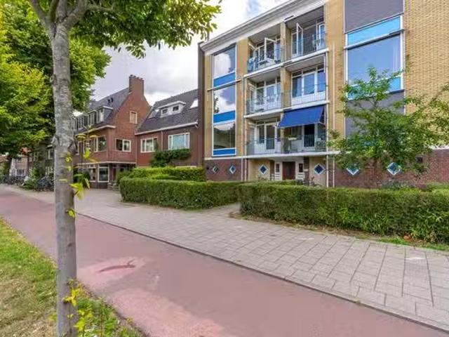 Huis te koop Verzetslaan 2 in Utrecht voor € 450.000