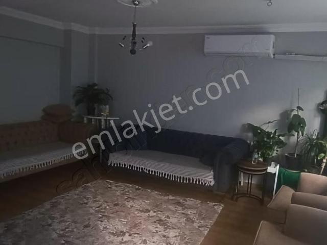 Hükümet Konağına 100 Metre Merkezi Konum 2+1