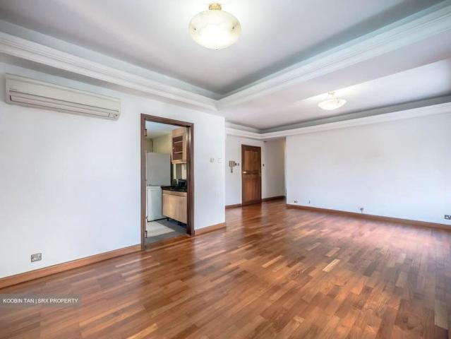 Hullet Rise D9, Condominium