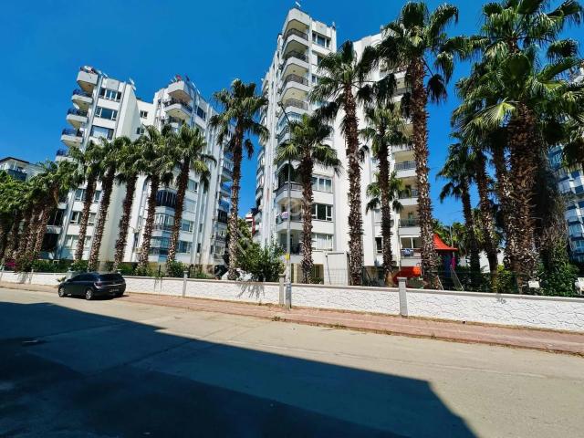 Hurmada Havuz Cepheli, Denize Yakın, Geniş 2+1 Satılık Daire