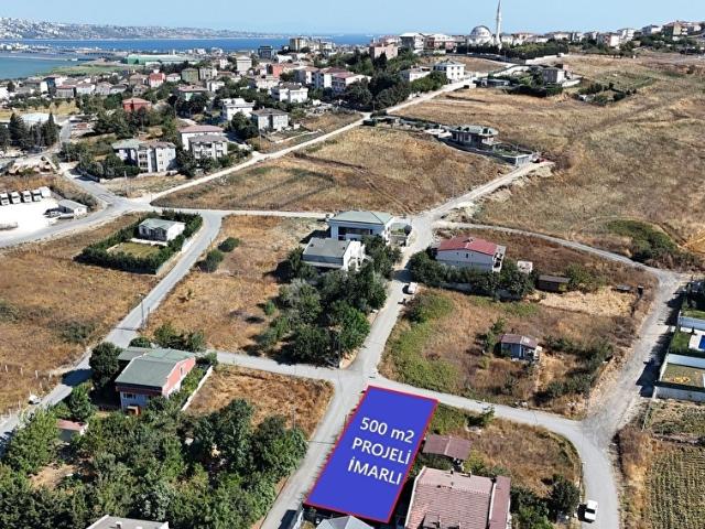 HÜRRİYET MAH DE GÖL MANZARALI İKİZ VİLLA PROJELİ 500m2 KÖŞE ARSA