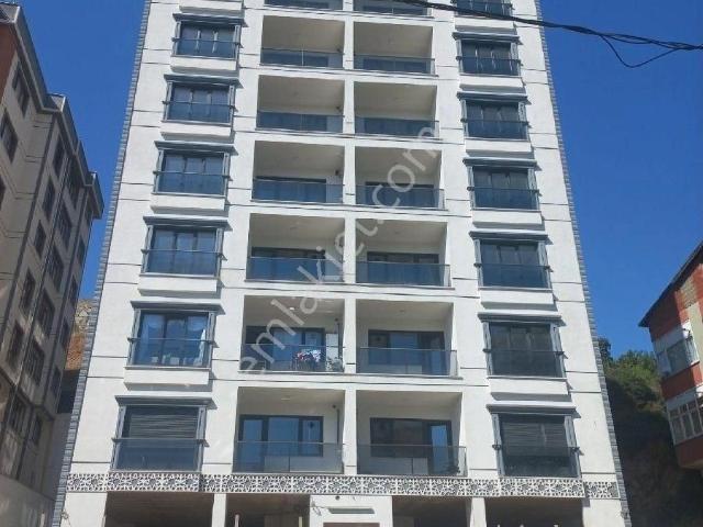 Hürriyet Mah. Araç Girişli 450 M2 Dükkan Mağaza