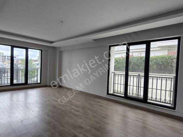 Hürriyet Mah Giriş Kat Giyinme Odalı 3+1 Kiralık Daire