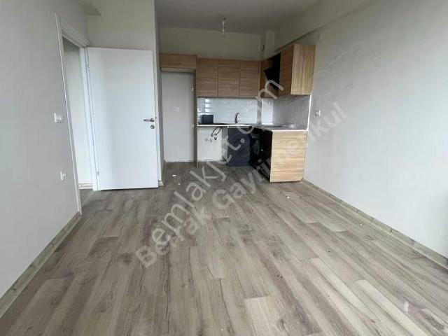Hürriyet Mahallesi Gümüş Towers De 1+1 Kiralık Daire