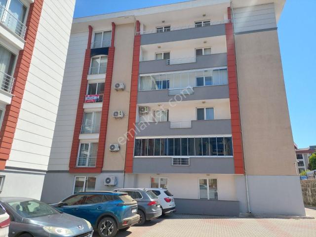 Hürriyet Mahallesi Site İçinde Masrafsız 3+1