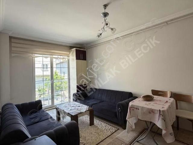 Hürriyet Mah'de Balkonlu Arakat 1+1 Eşyalı Kiralık Daire