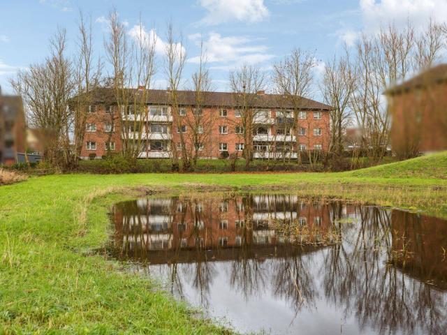 Husum Renovierte 3,5 Zimmer Eigentumswohnung in zentrumsnaher Lage zu verkaufen