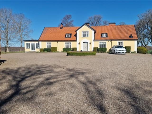Hus på gård utanför Ystad