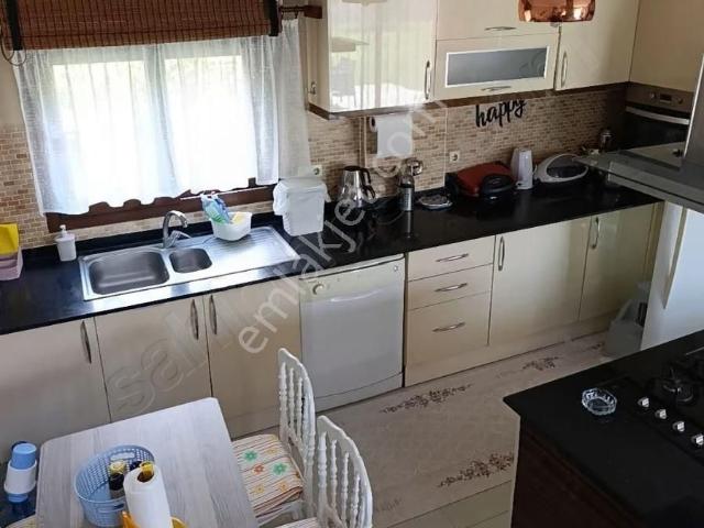 Hüseyin Öziç'den Alaçatıda Kiralık Villa