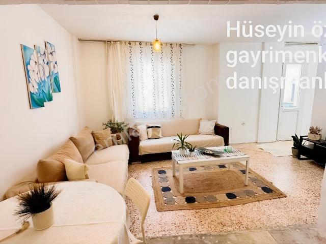 Hüseyin Öziç'den Çarşı Yakınında Kiralık 2+1 Daire