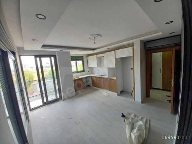 HÜSNÜ KARAKAŞ MAHALLESİNDE HAVUZLU 1+1 LÜKS DAİRE FIRSATT KAÇMAZZZ