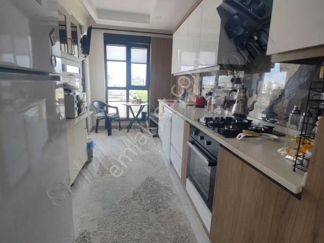 Hüsnükarakaşta Sıfır 2+1 Genis Guzel Manzarali Önü Açık Daire