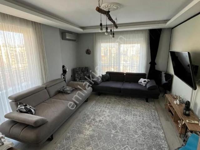 Huüsnükarakaşta 2+1 Genis Ferah Ara Katta Full Esyali Satılık