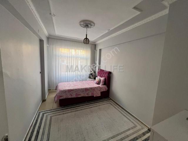 Huzur Evleri Sanayi Mahallesinde Satılık 4+1 Fırsat Daire