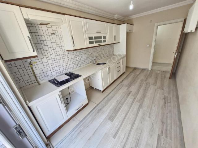 Huzur'dan 2+1 Kapalı Mutfak Doğalgazlı Dairemiz Satılıktır