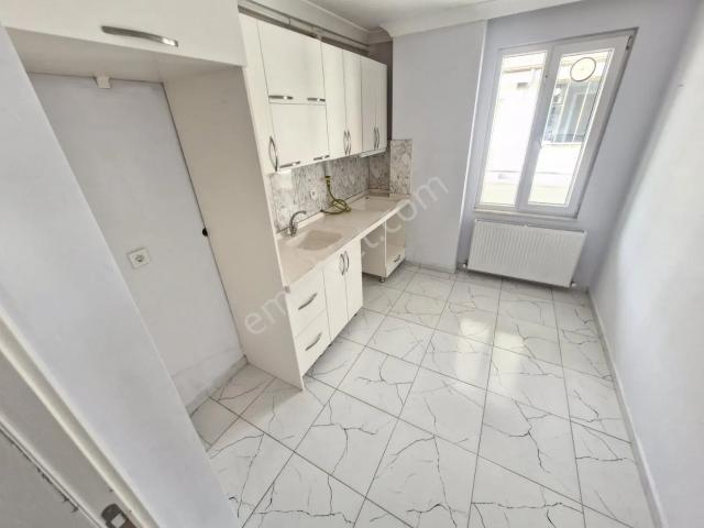 Huzur'dan Harika Konumda 2+1 Doğalgazlı Mükemmel Daire