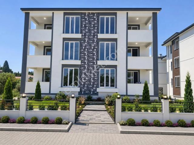 Huzurdan Site İçerisinde Ara Kat Ön Cephe Mükemmel 2+1 Satılık