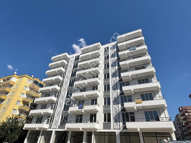 Huzurevlerinde Cadde Manzaralı Sıfır 2+1 Satılık Daireler!