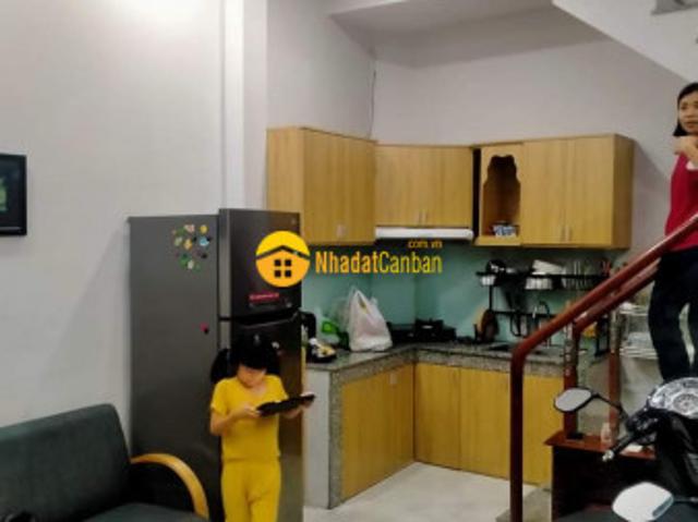 Hxh 7chỗ đỗ cửa hẻm thông sát bên lotter mart sunrise city 31m2 giá 5.3 tỷ