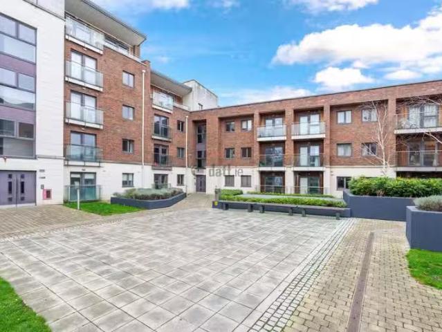 Hyde Square, Kilmainham, Dublin 8 is for rent