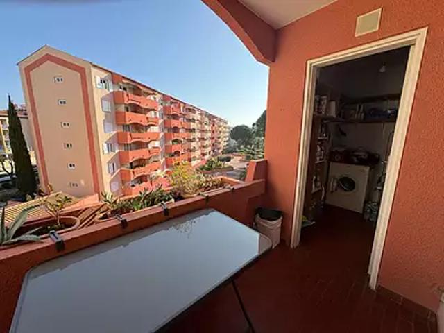 Hyères 83400 Achat / Vente appartement 3 pièces t3 parking