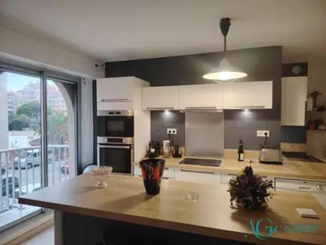 Hyères 83400 Achat / Vente appartement 3 pièces t3 terrasse