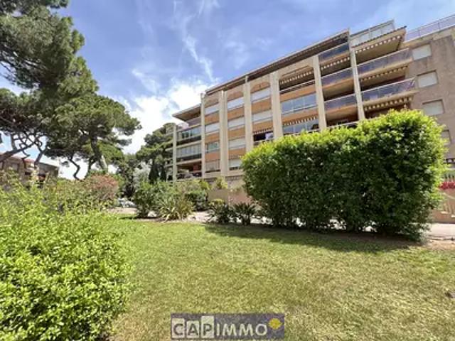 Hyères 83400 Achat / Vente appartement 1 pièce t1