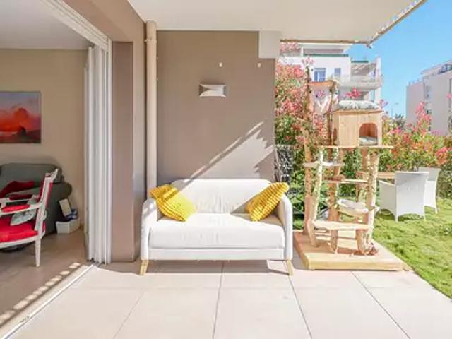 Hyères 83400 Achat / Vente appartement 2 pièces t2