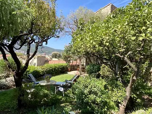 Hyères 83400 Achat / Vente appartement 7 pièces t7