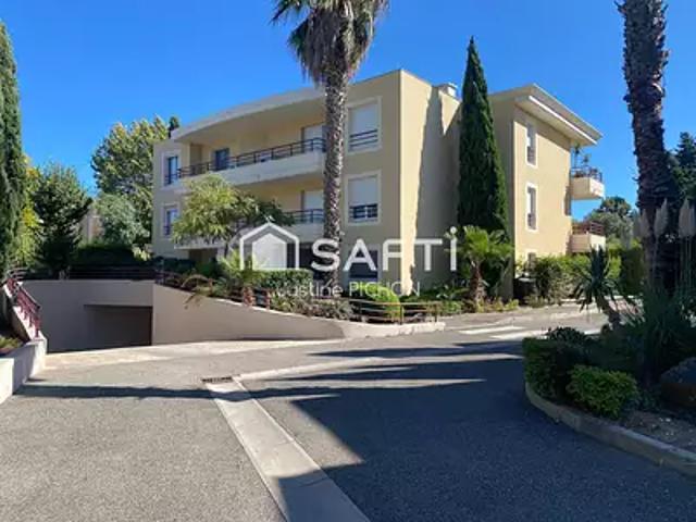 Hyères 83400 Achat / Vente appartement 4 pièces t4 parking