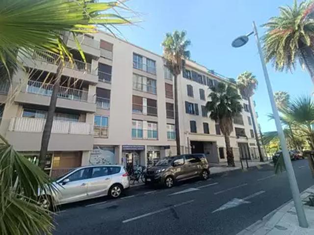 Hyères 83400 Achat / Vente divers