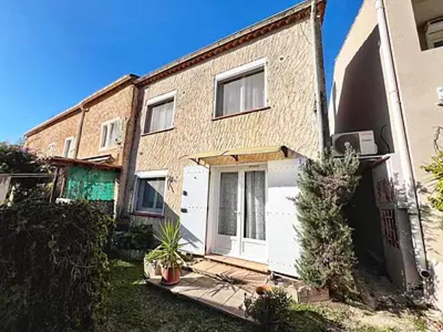 Hyères 83400 Achat / Vente maison 3 pièces t3 au dernier étage terrasse