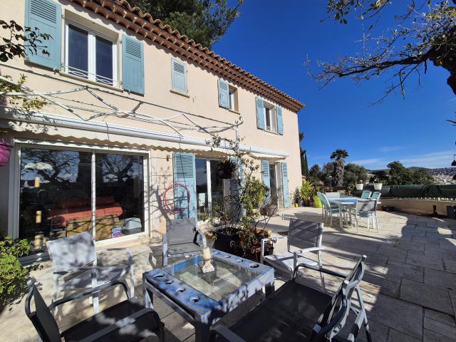 HYERES COSTEBELLE